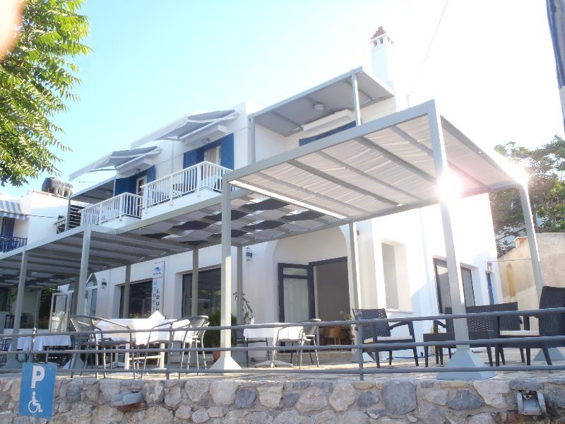 Ilioxenia Apartment Paralia Agias Foteinis Exterior photo