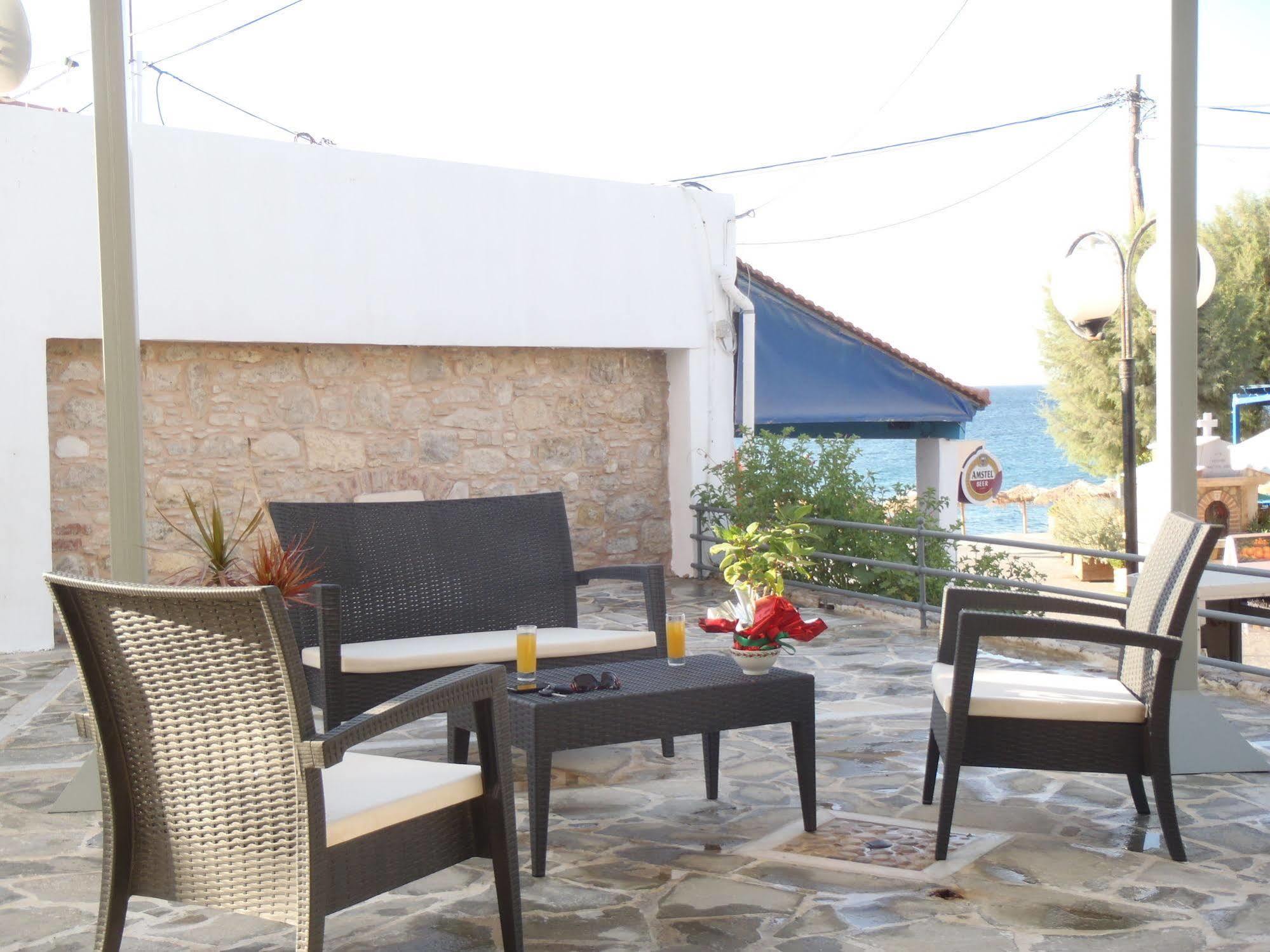 Ilioxenia Apartment Paralia Agias Foteinis Exterior photo
