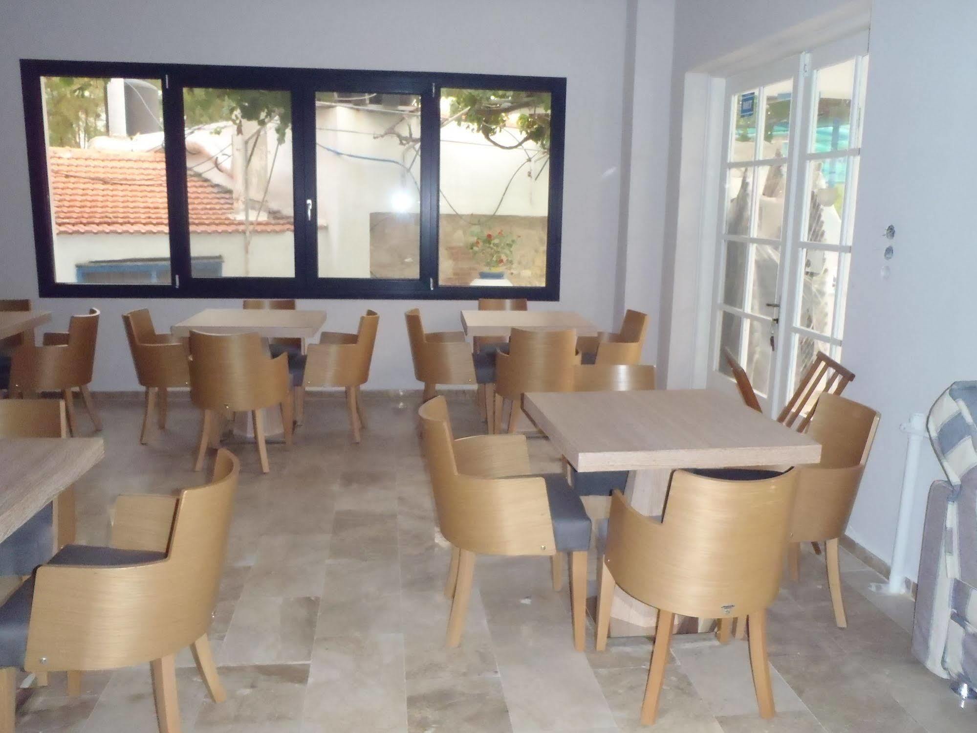 Ilioxenia Apartment Paralia Agias Foteinis Exterior photo