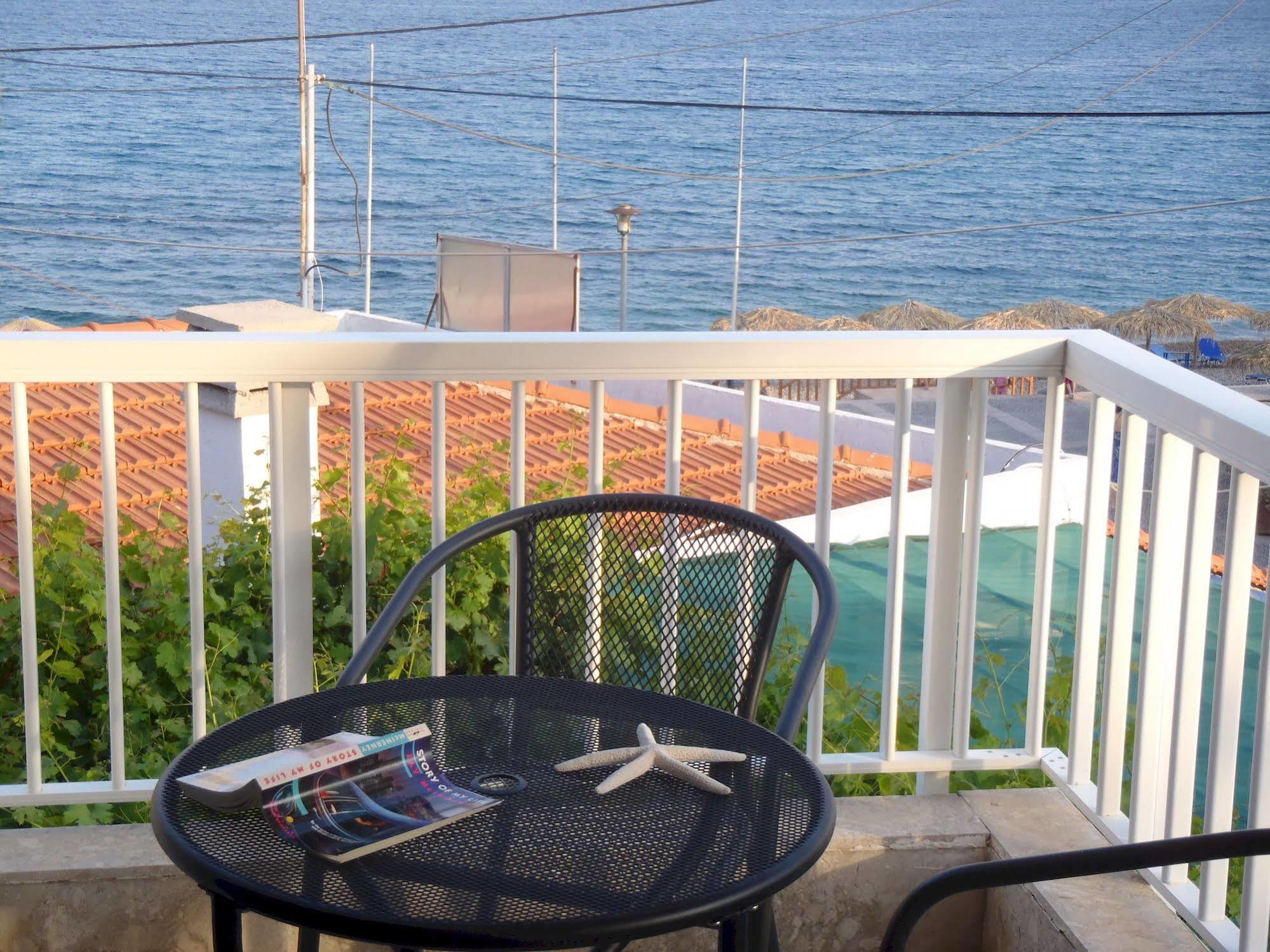 Ilioxenia Apartment Paralia Agias Foteinis Exterior photo