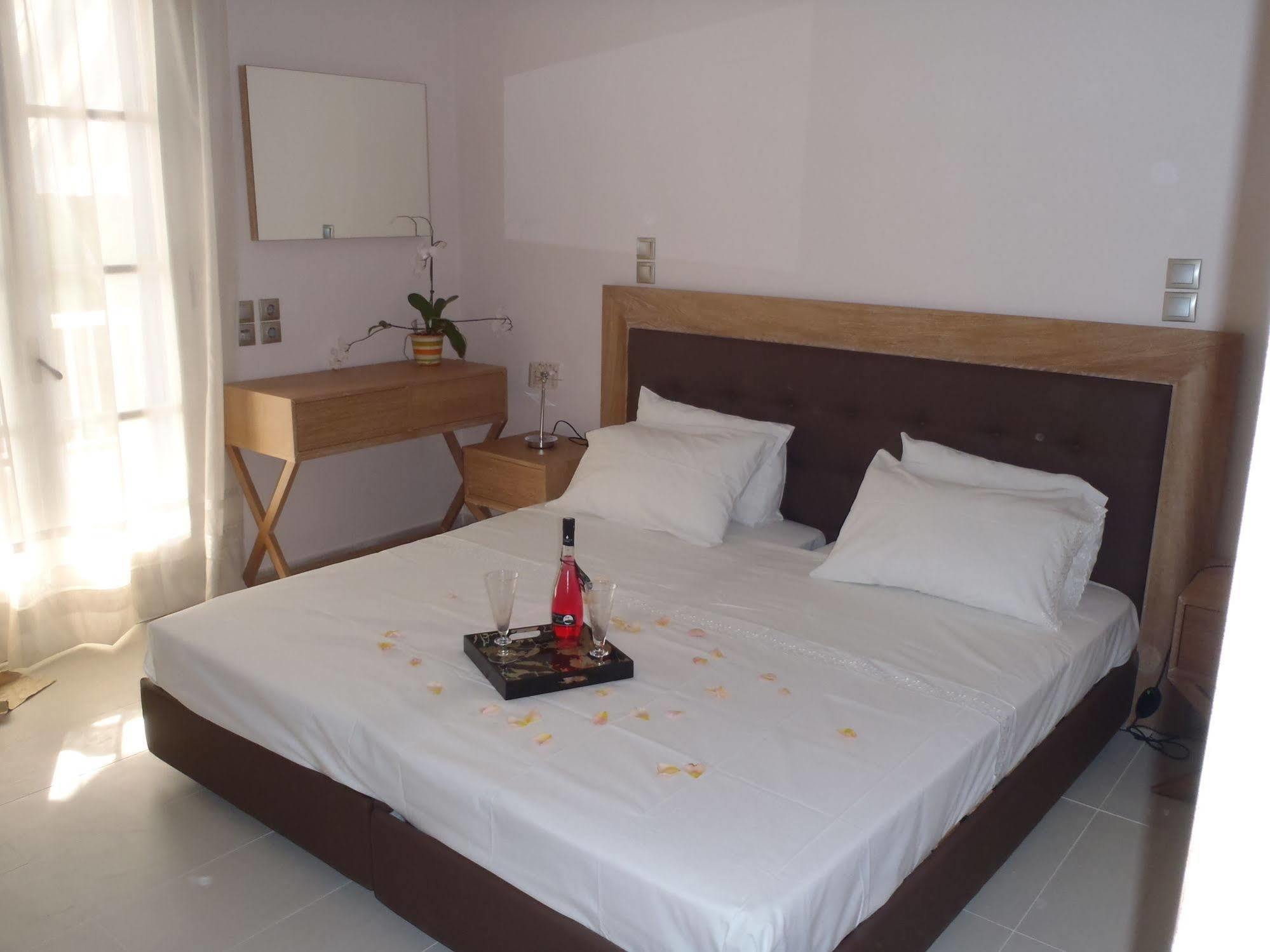 Ilioxenia Apartment Paralia Agias Foteinis Exterior photo